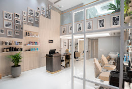 Uno Unisex Salon at Panchshil Towers Kharadi Pune - Hair & Skin Care